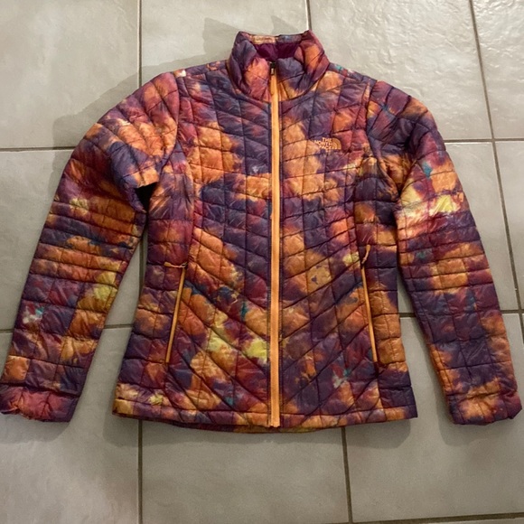HP! The North Face XS Like New Thermoball Winter Jacket Multicolored Beautiful - Picture 2 of 12